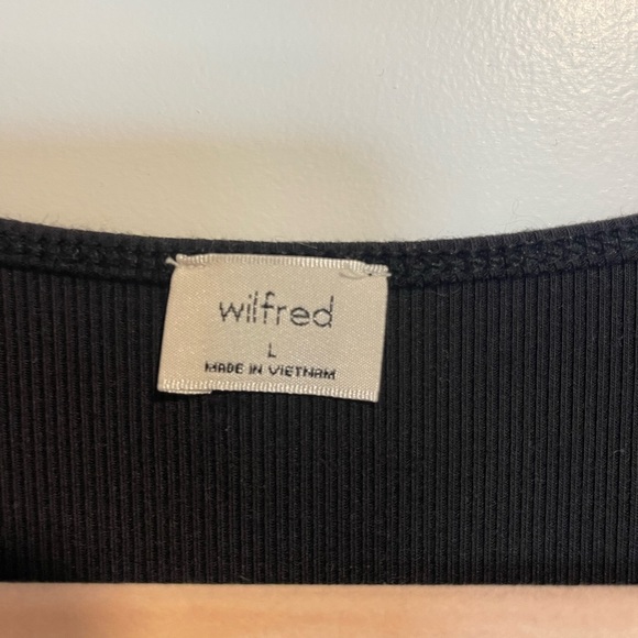 Aritzia black top - Picture 3 of 4